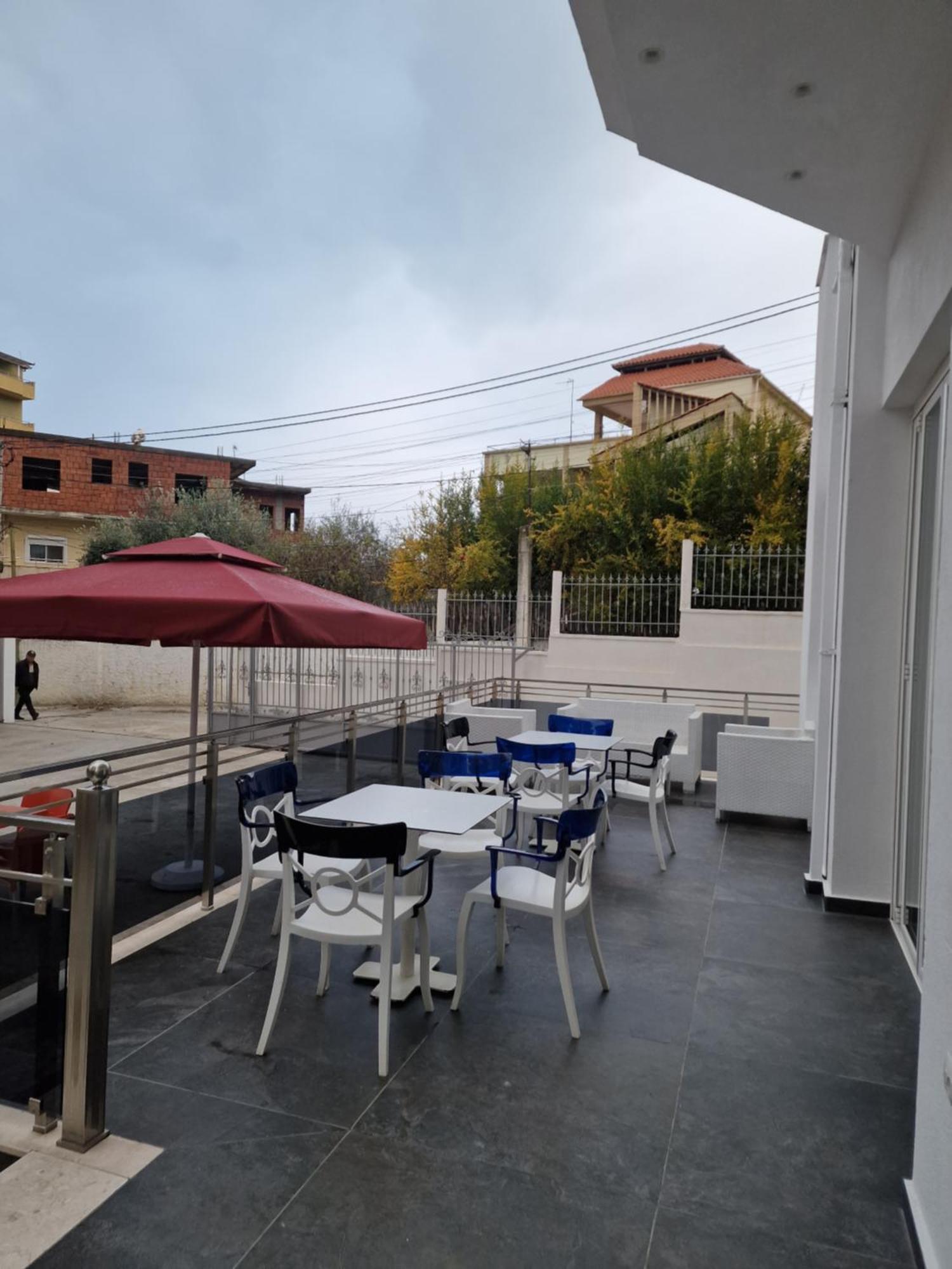 דורס Villa Premium מראה חיצוני תמונה